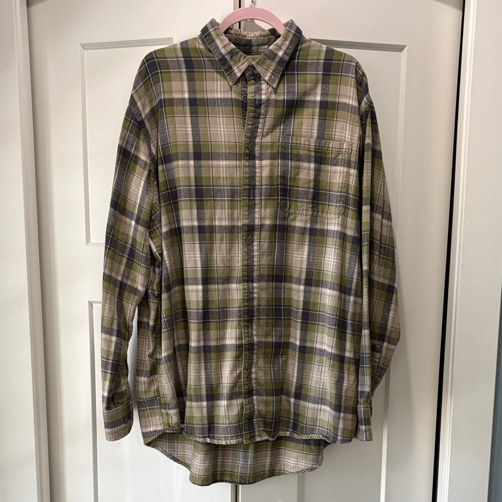 Cabela's Green and gray Plaid Casual Shirt